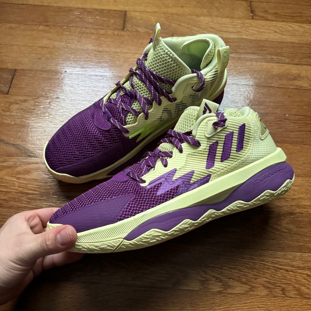 Mens Adidas Dame 8 Shoes